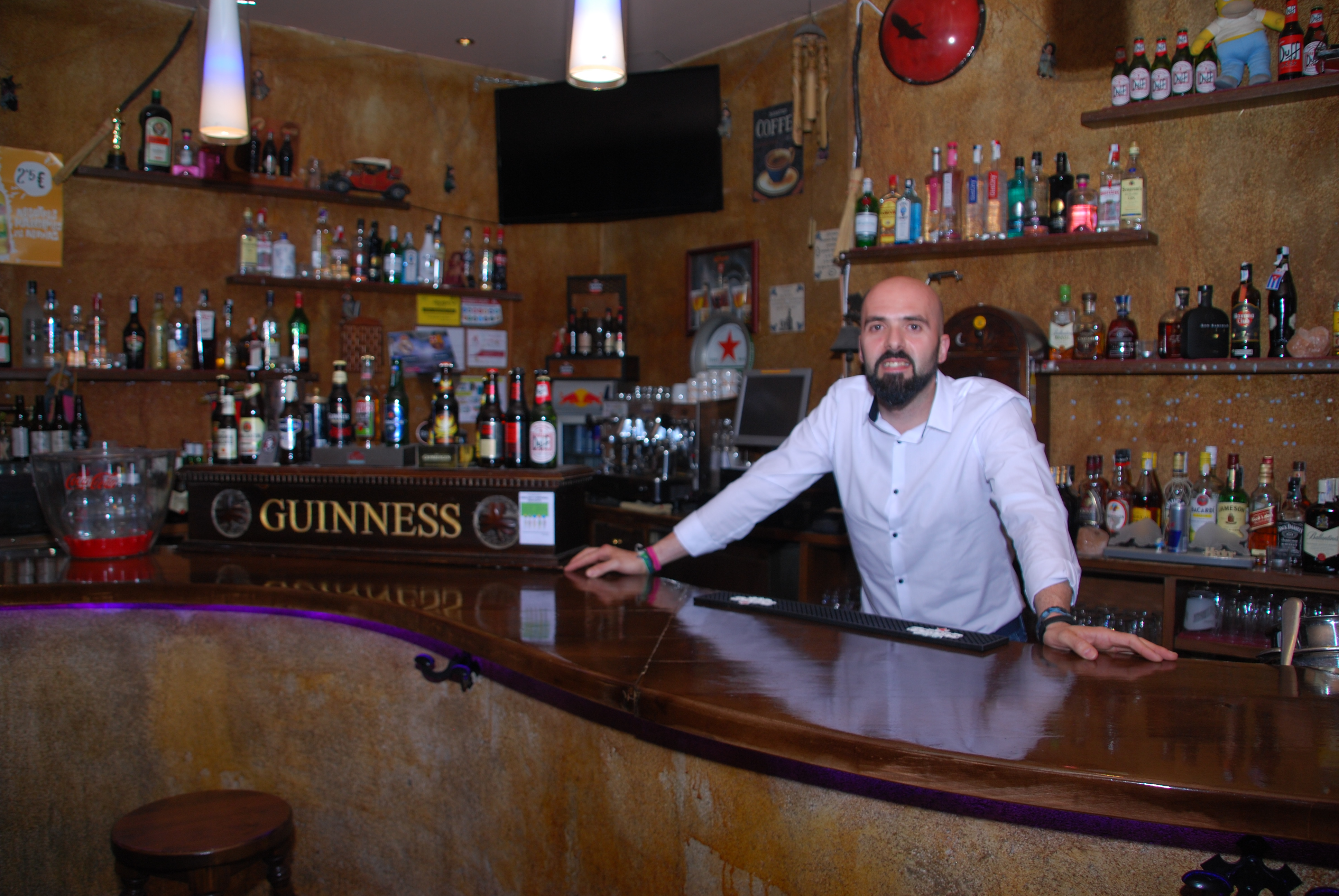 CONOCE EL COMERCIO DE TU MUNICIPIO: DESPEDIMOS AL PUB MISTYCA