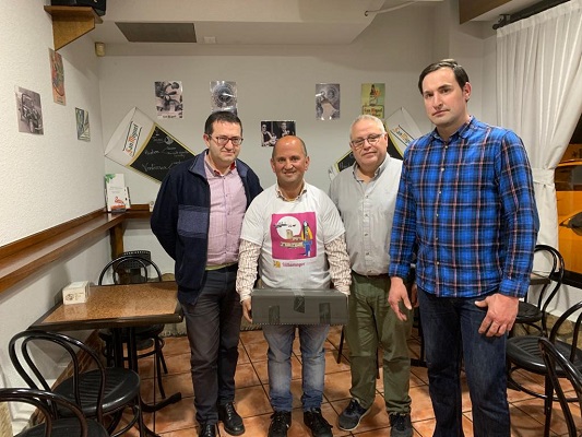 Entrega del lote de productos ibéricos sorteado en los III PREMIOS PORTALVILLAMAYOR