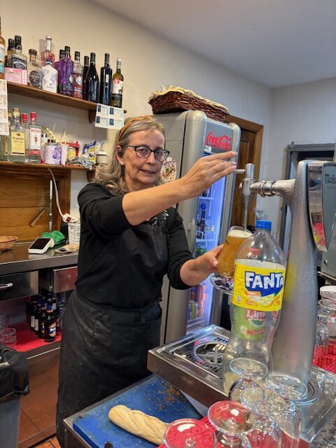 Entrevista con Mar, dueña del bar LOS OLIVOS de Villamayor