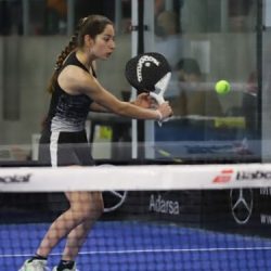 Carmen Goenaga y Javier Merino, campeona y subcampeón locales de su categoría en el Circuito Nacional de Pádel de Menores