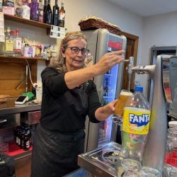 Entrevista con Mar, dueña del bar LOS OLIVOS de Villamayor